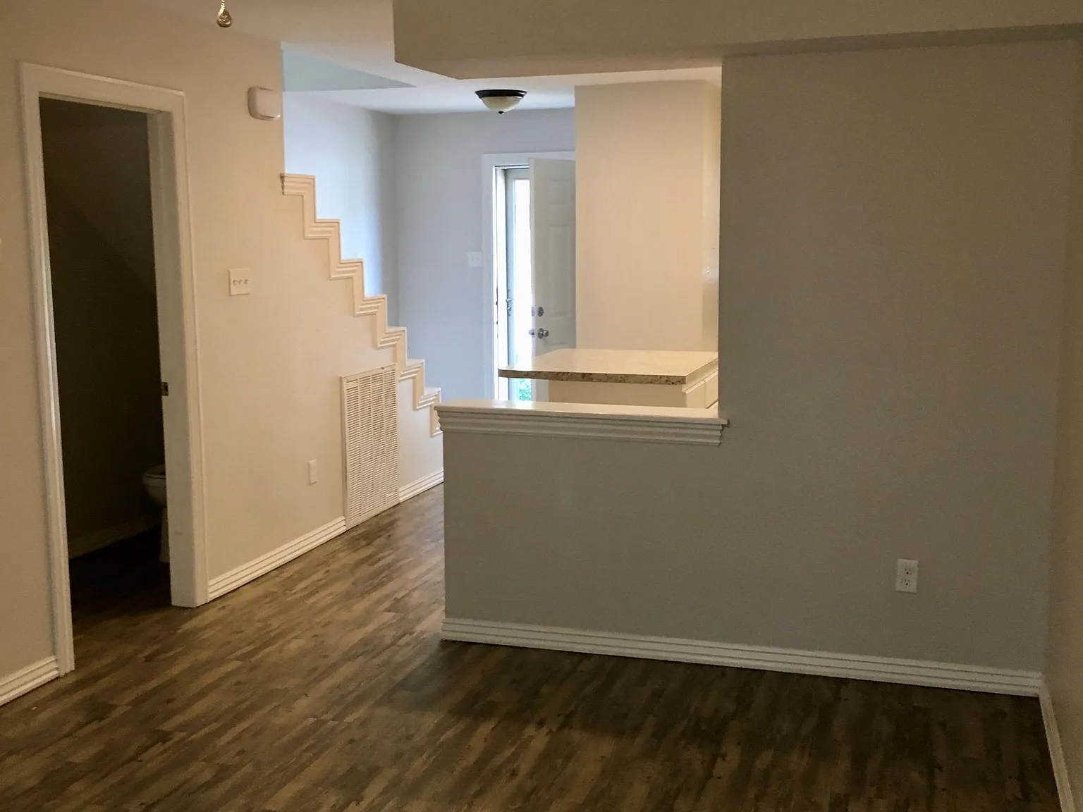 3309 S 58th St — Photo 4