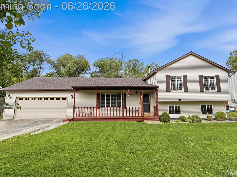 1st image of 88 Luella Ave
