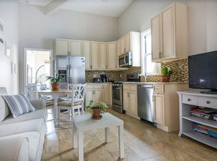 31-15 41st St #2, Astoria, NY 11103