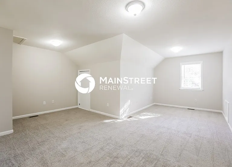 2430 Wilson Ave — Photo 13