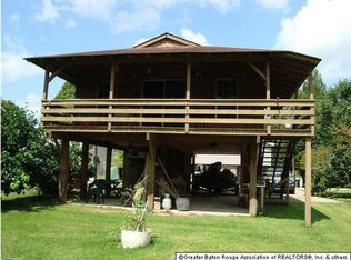 20374 Johnson Dr, Springfield, LA 70462