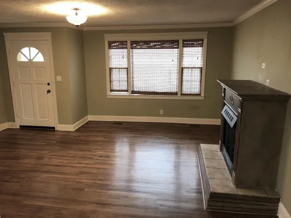 1772 Lake Rd, Greenbrier, TN 37073