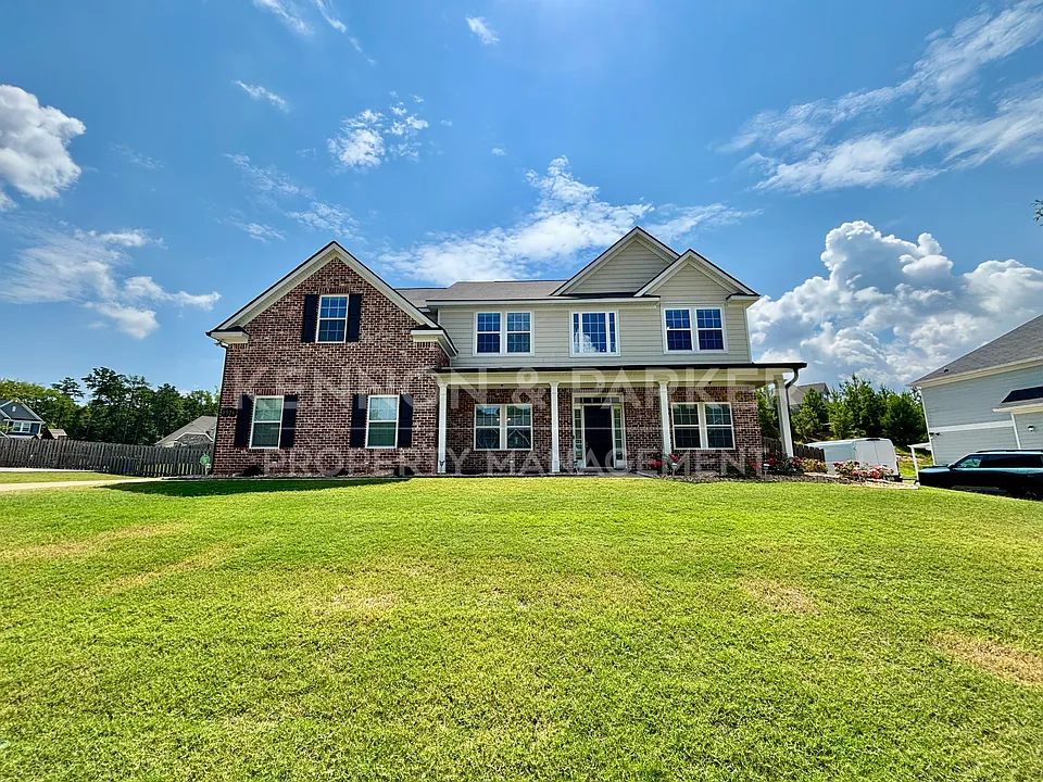 4526 Mountain Ivy Dr