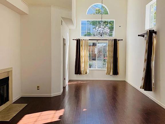 5th image of 34354 Dunhill Dr
