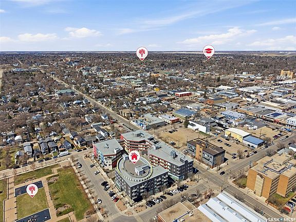 3rd image of UNIT 204-409 B AVENUE S