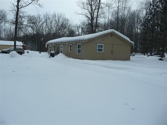 3rd image of 4562 E Poplar Dr