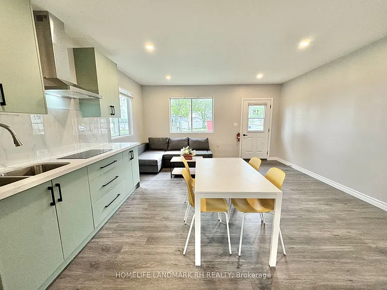 523 Island View Rd #18 — Photo 5