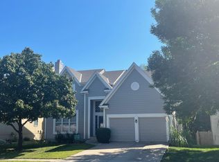 13227 Carter St, Overland Park, KS 66213