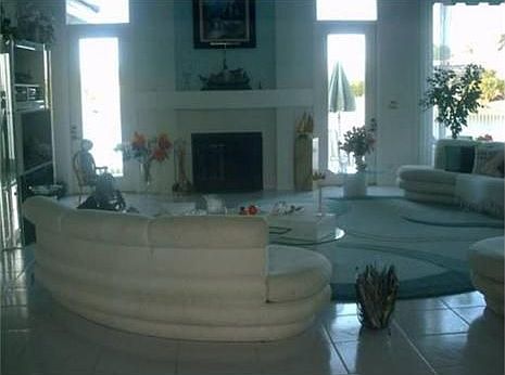 5th image of 7078 NW 67th Ter