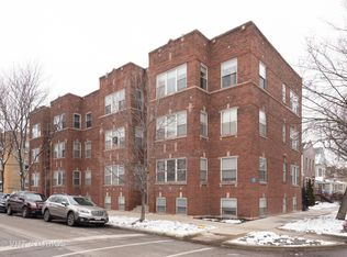 3110 W Belle Plaine Ave APT 3, Chicago, IL 60618