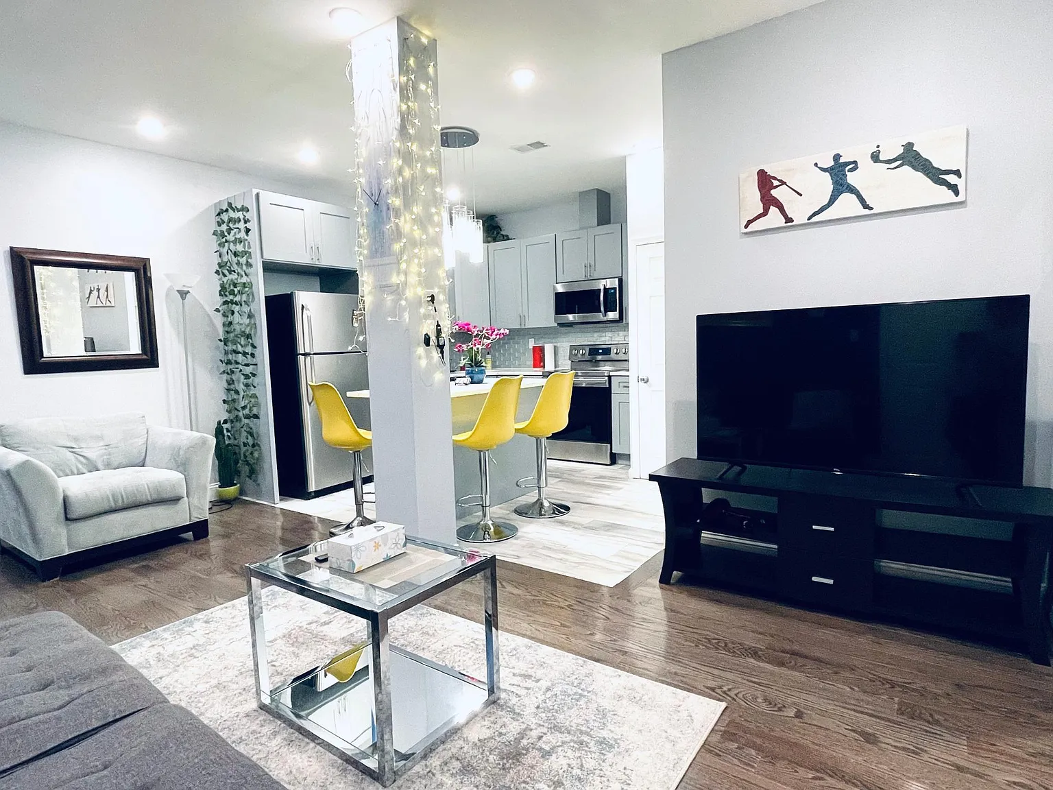 2 bed, 900 sqft, $2,095 — Photo 4