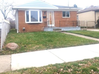 23777 Couzens Ave, Hazel Park, MI, 48030