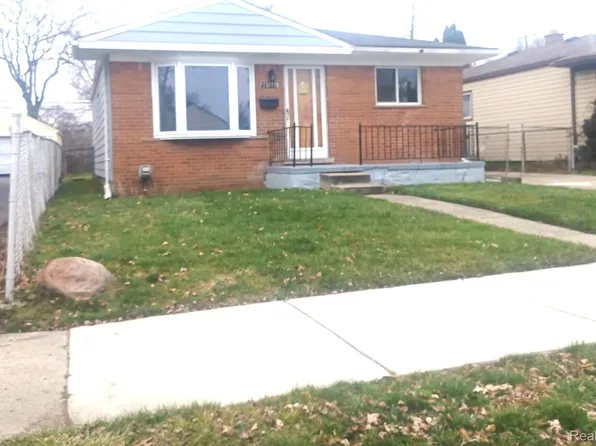 23777 Couzens Ave, Hazel Park, MI 48030