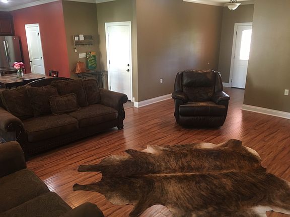 4th image of 2746 Karen Lynn St