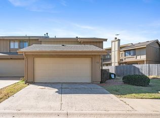 8201 E Harry St APT 1801, Wichita, KS 67207