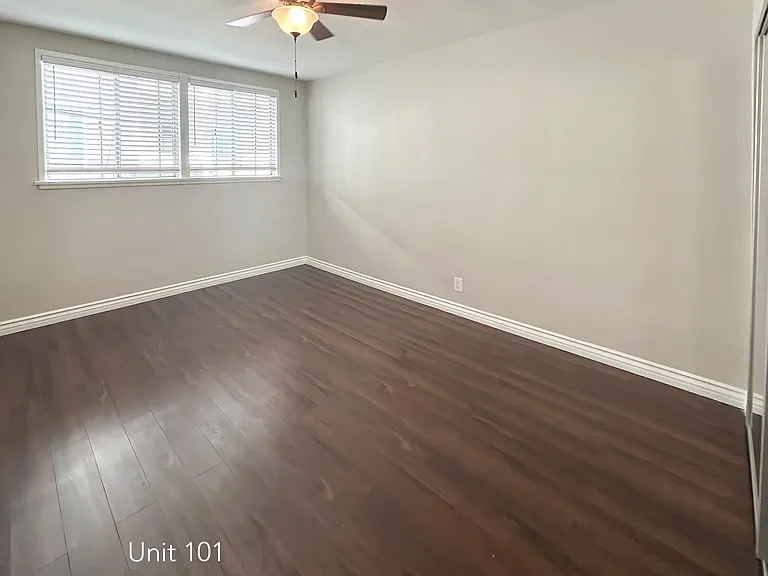 7510 Hollywood Blvd. Apartments — Photo 23