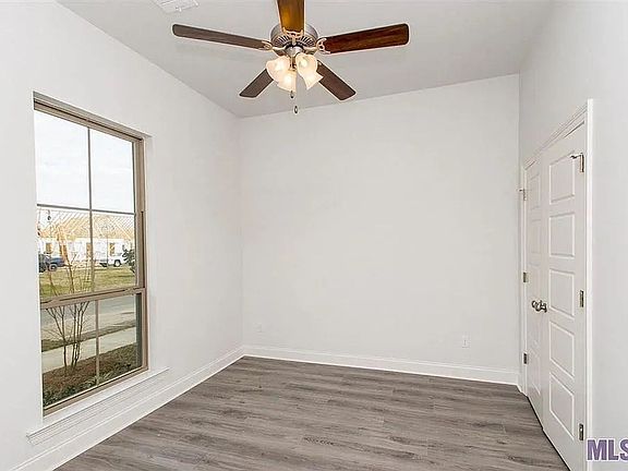 3rd image of 1474 Partierre Ln N