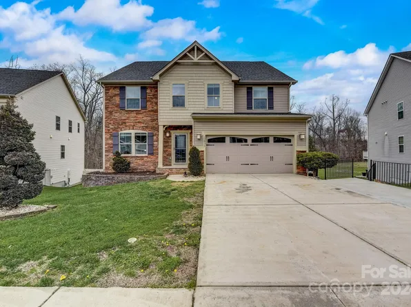 12933 Plumleaf Dr, Charlotte, NC 28213