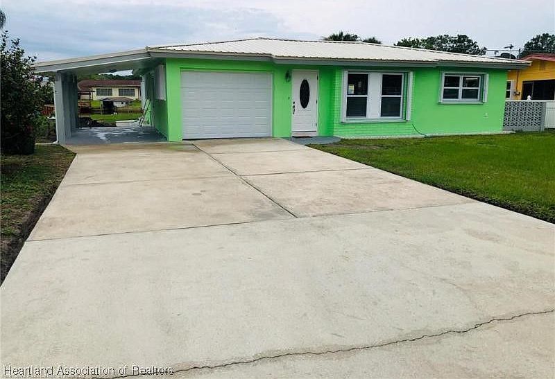 1st image of 713 Killarney Dr