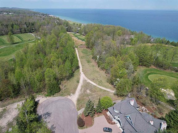 2nd image of 5694 Coastal Woods Ct