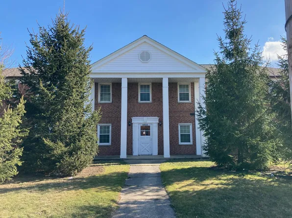 2095 Warrensville Center Rd #C1, Cleveland, OH 44121