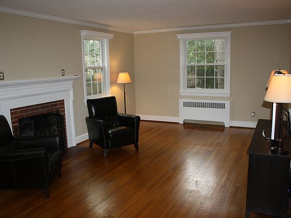 3rd image of 3112 Moss Side Ave