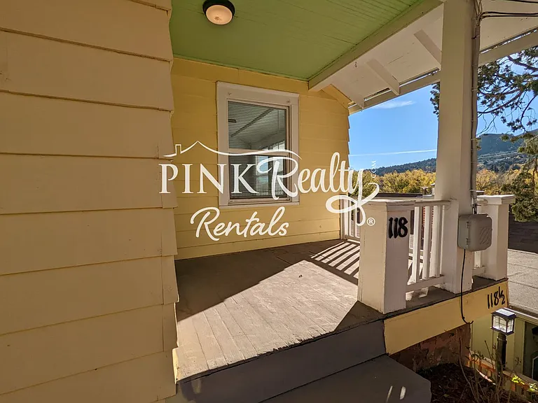 118 Lafayette Rd — Photo 3