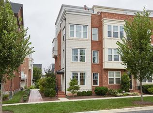 231 Decoverly Dr, Gaithersburg, MD 20878