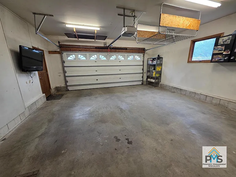 8991 Rendon Dr — Photo 30