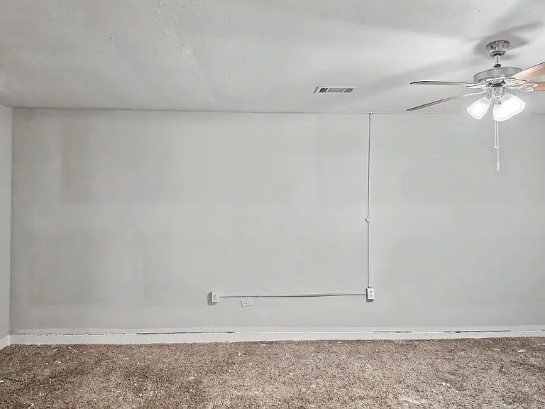 1223 Shawnee St — Photo 12