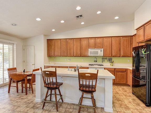 5th image of 10853 Nestlenook Cir