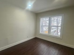13464 Clifton Blvd #201, Lakewood, OH 44107