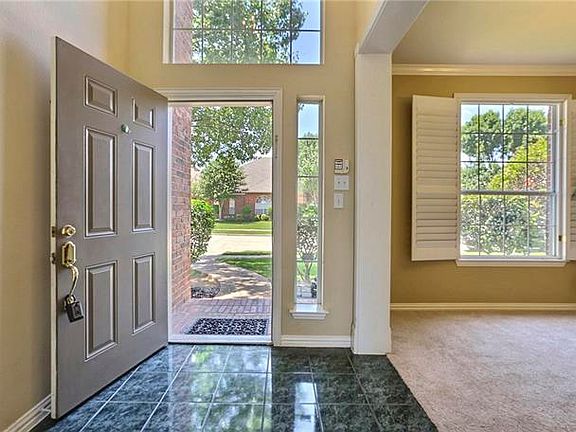 2nd image of 607 Forest Hill Dr