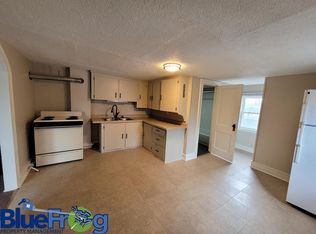 804 Pacific St #D, Menasha, WI 54952