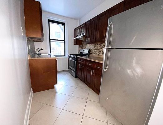 3rd image of 35-25 34th St #C