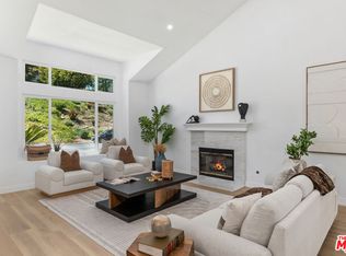 3240 Casino Dr, Thousand Oaks, CA 91362