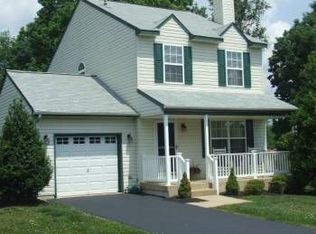 611 Orchard Way, Upper Chichester, PA 19014