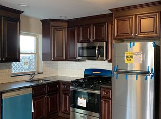 18 Clinton St #1F, Staten Island, NY 10304