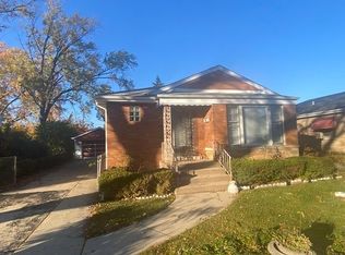7458 W Jonquil Ter, Niles, IL 60714
