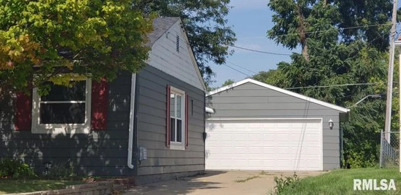 3 bed, 1260 sqft, $1,500 — Photo 3