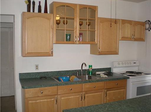 2nd image of 7300 Byron Ave APT 15B
