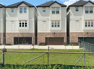 2816 Princeton St, Houston, TX 77009