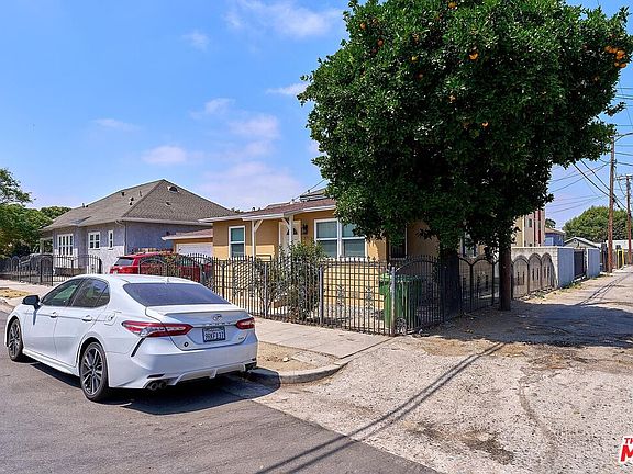 4th image of 1305 W 37th Pl