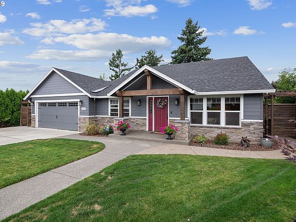 2nd image of 3114 NW Lakeridge Dr