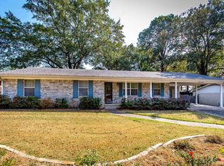 1414 Woodland Dr, Benton, AR 72019