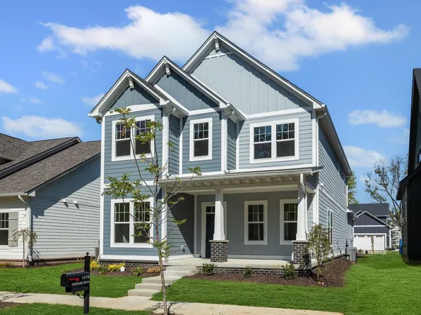 1576 Pathfinder Dr, West Lafayette, IN 47906