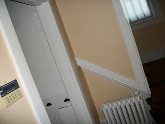 5th image of 114 E Pewabic St