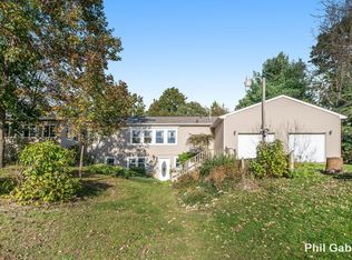 4187 Lake Rd, Lakeview, MI 48850