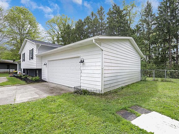 5th image of 1330 Sequoia Ln