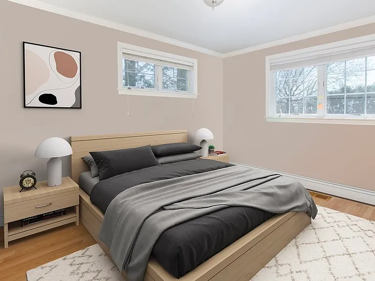 56 Colbourne Cres — Photo 9